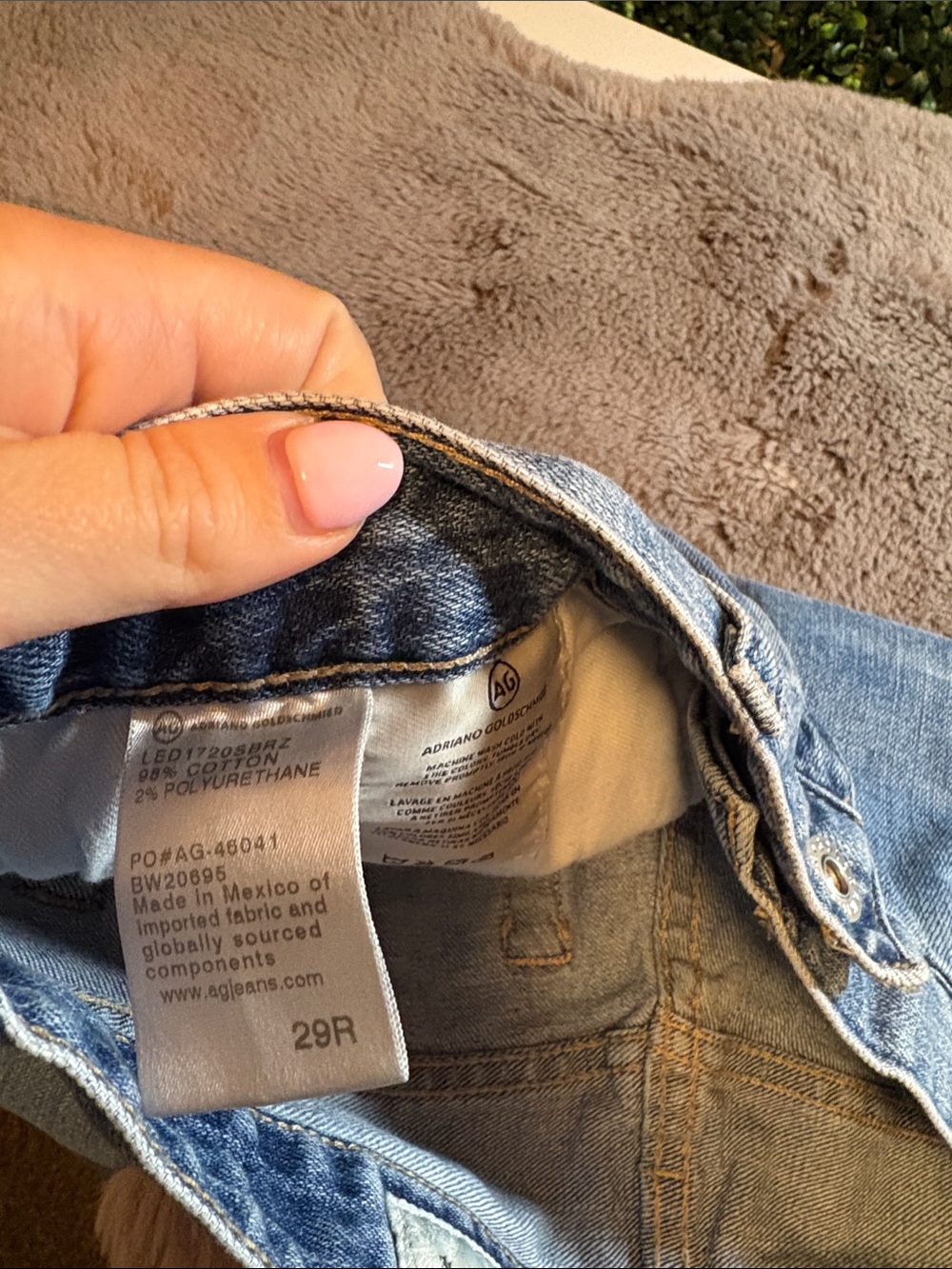 Ag Adriano Goldschmied Anthropologie Straight Leg Distressed Jeans Size 29 - Picture 5 of 6
